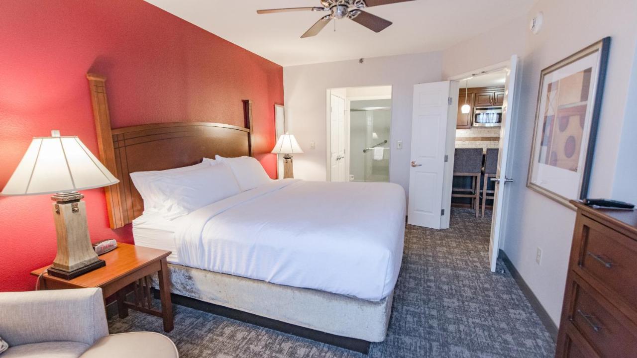 Staybridge Suites Wilmington East By Ihg Exterior foto