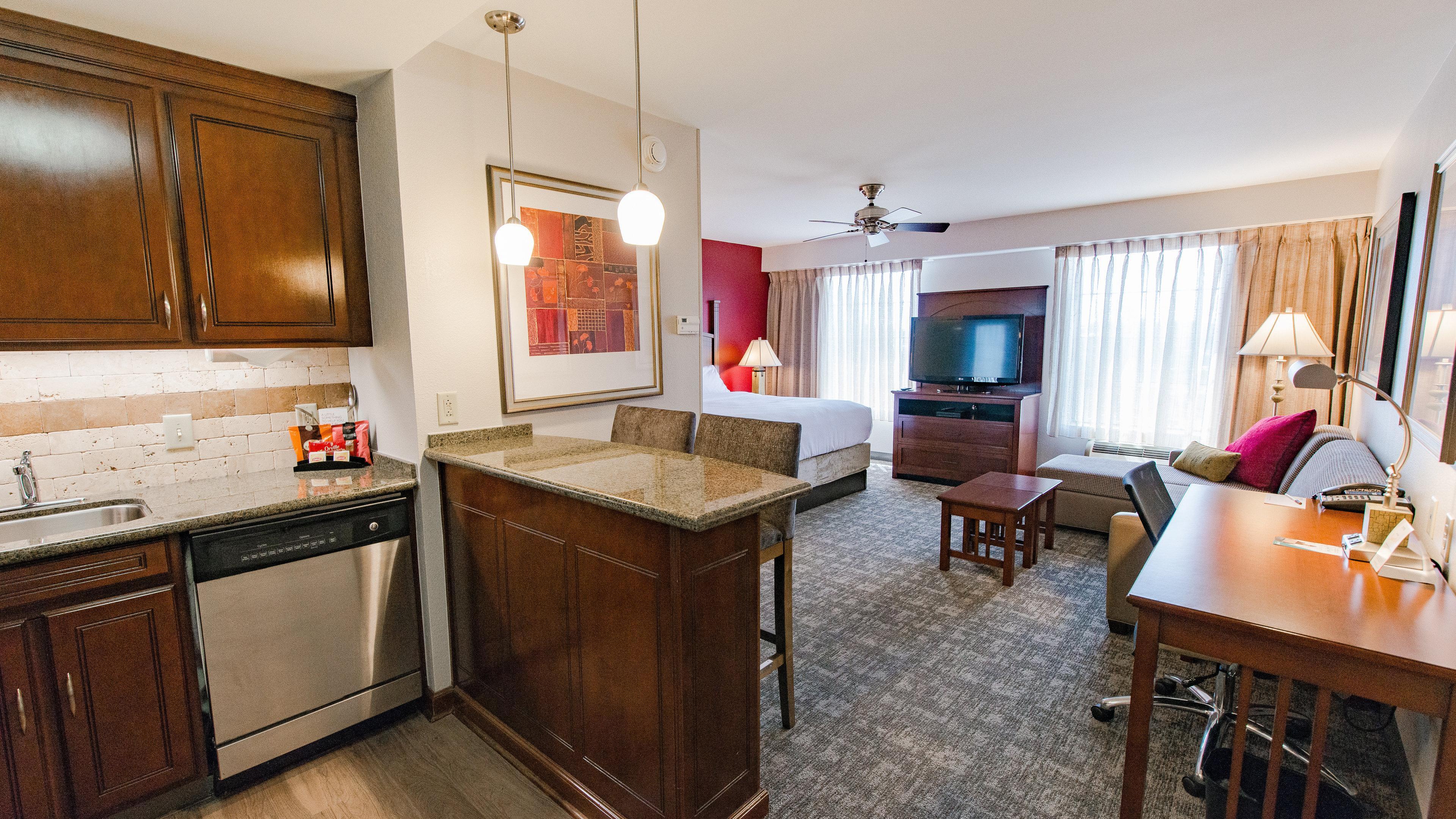 Staybridge Suites Wilmington East By Ihg Exterior foto